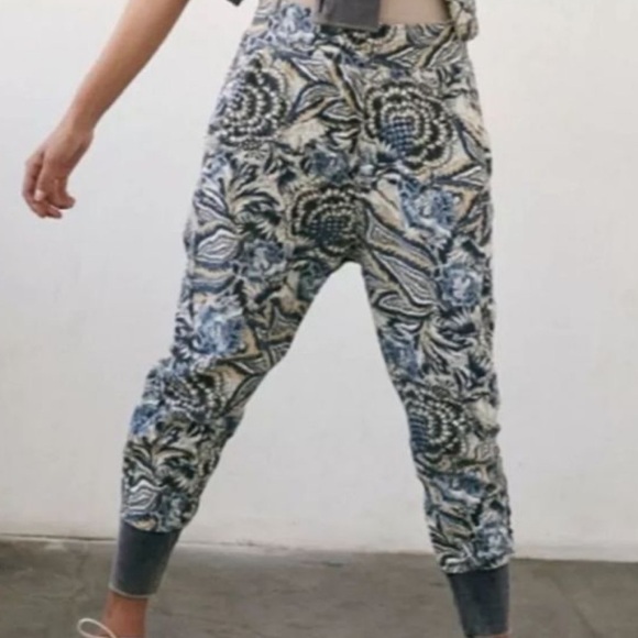 Free People June Bug Joggers & Crewneck Set - Picture 6 of 8